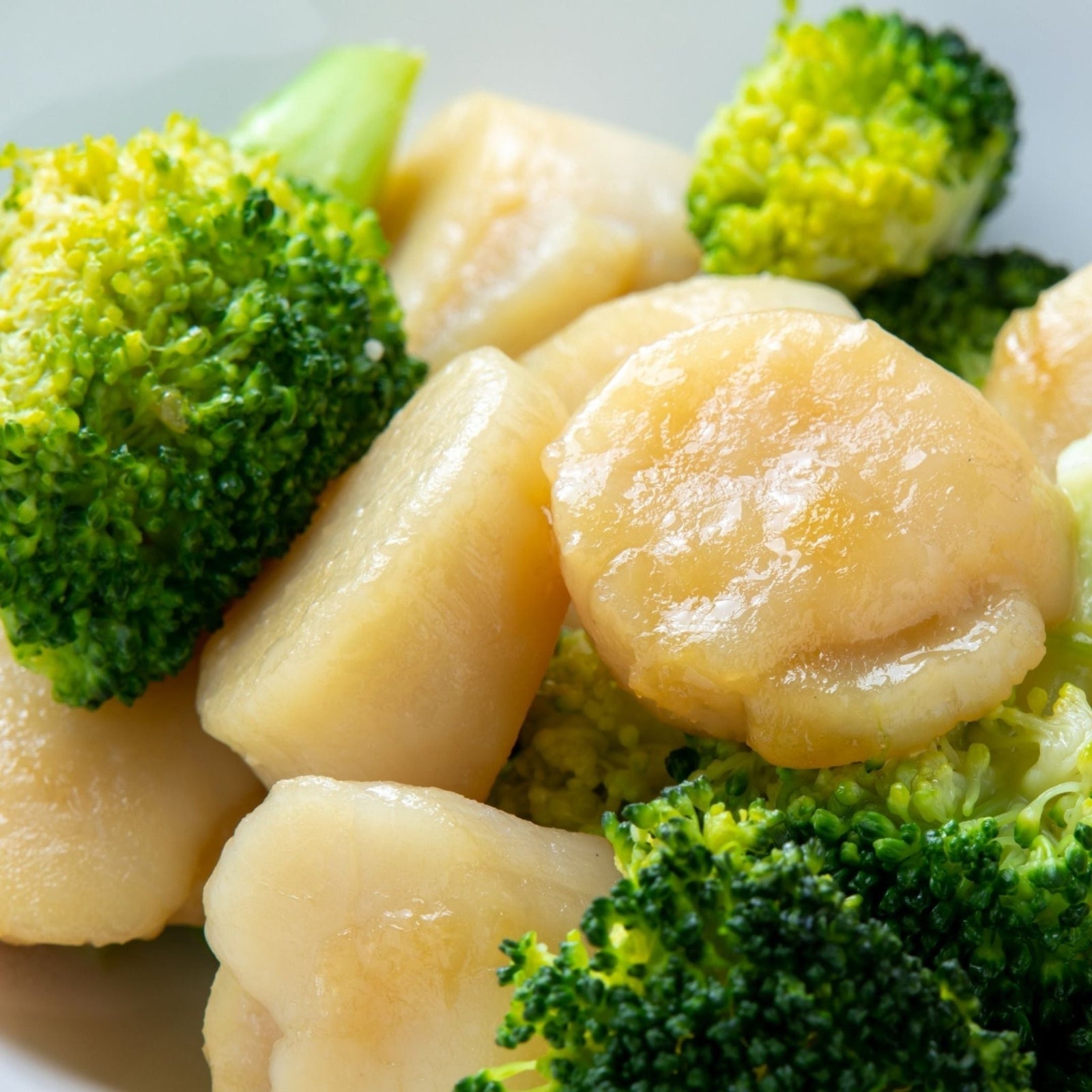 Stir-Fried Scallops with Broccoli in Oyster Sauce - Pacific Bay